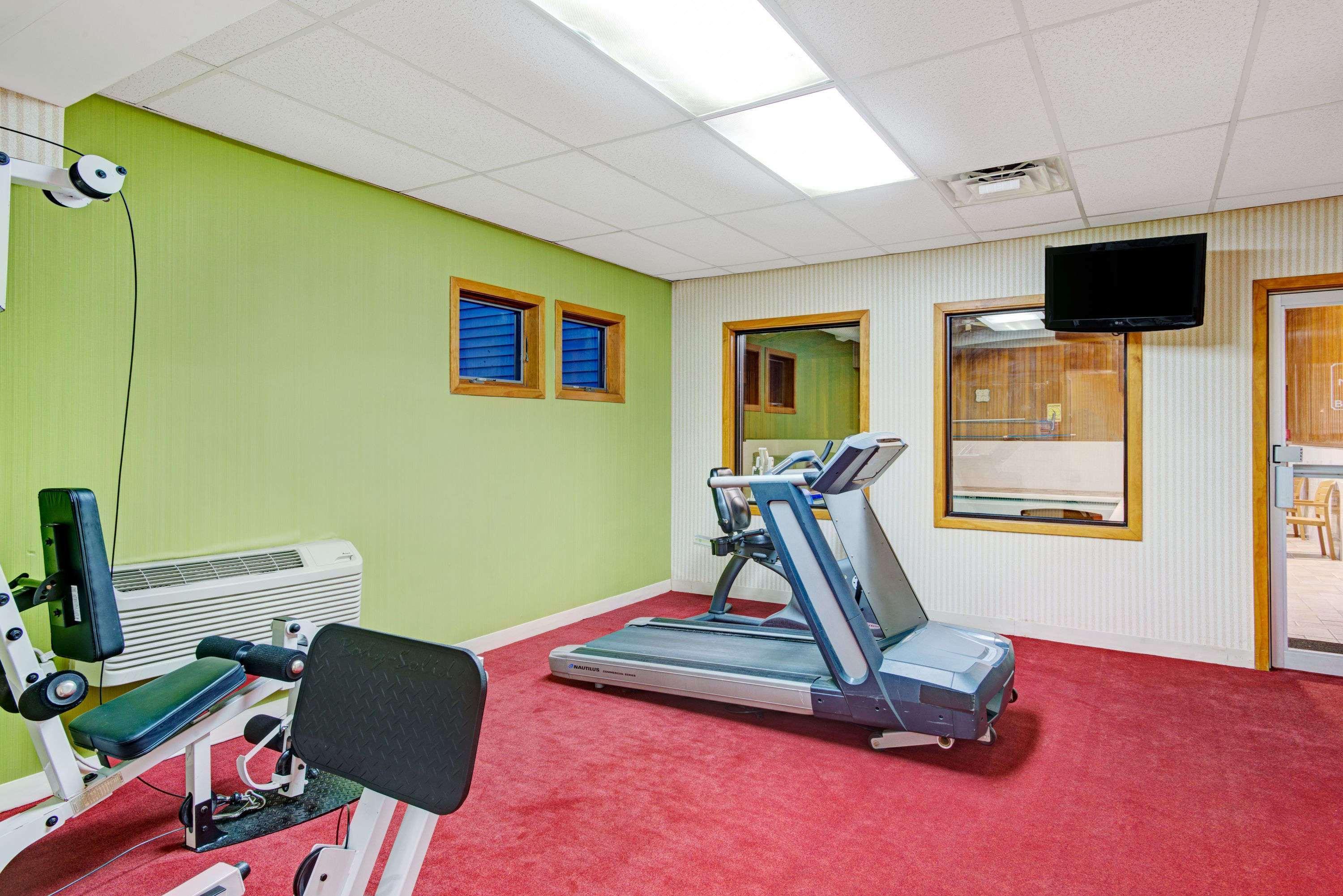 Days Hotel By Wyndham Methuen Ma Conference Center Esterno foto